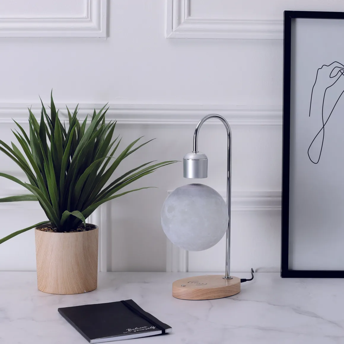La Chaise Longue Luminaire-LAMPE CHARGEUR GRAVITY MOON